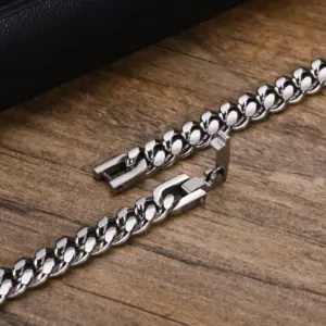 Cuban Chain Bracelet — Solid Stainless Steel Curb Link (Multi-Size)