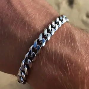 Stainless Steel Cuban Chain Bracelet — Chunky Links (Multi-Size)