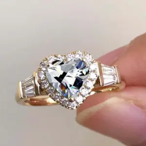 Gold Tone Heart Zirconia Ring — Women's Bridal Engagement