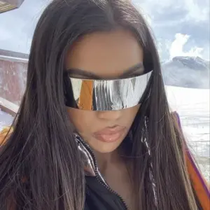 Cyberpunk Wrap-Around Mirror Sunglasses — Unisex